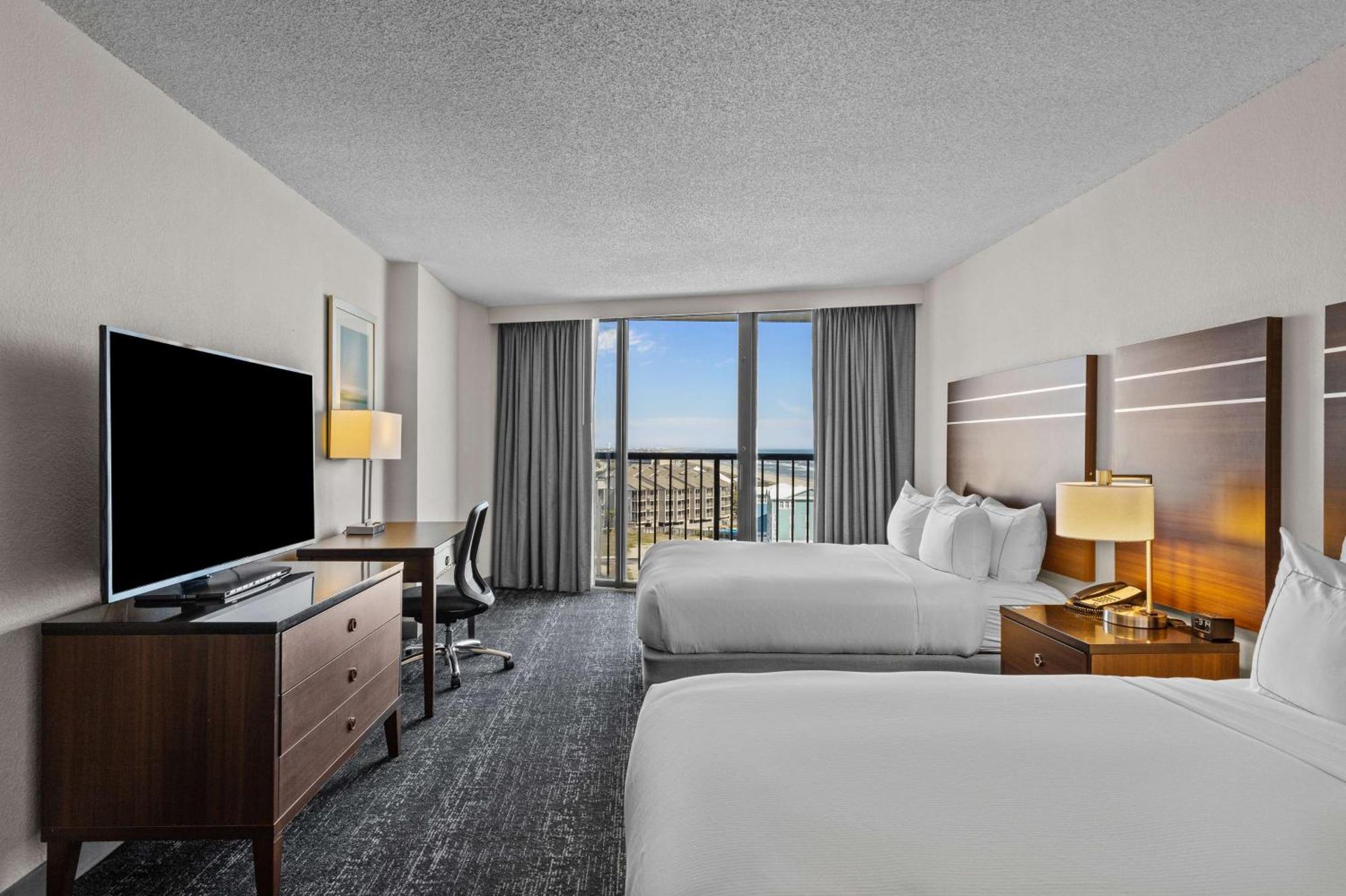 Doubletree By Hilton Atlantic Beach Oceanfront Exterior foto