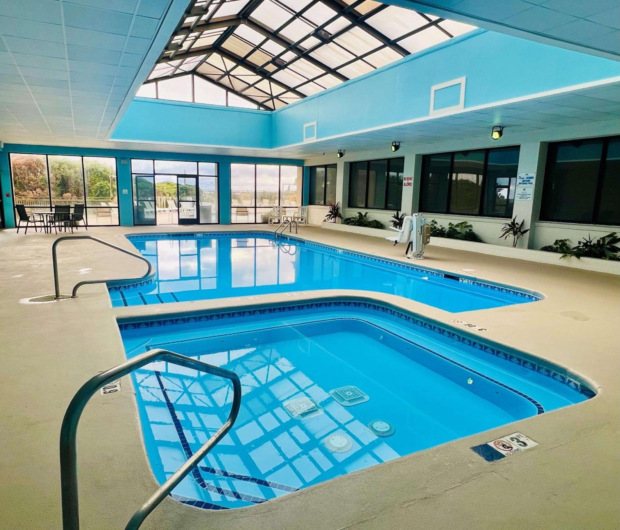 Doubletree By Hilton Atlantic Beach Oceanfront Exterior foto